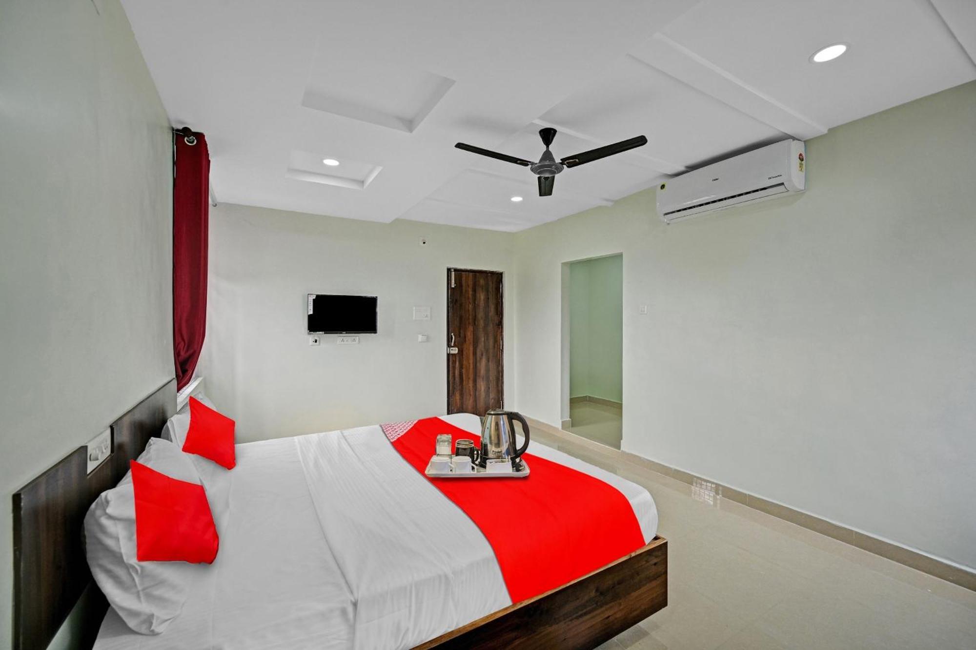 Hotel O Vrk Residency Kurmannapalem Екстер'єр фото